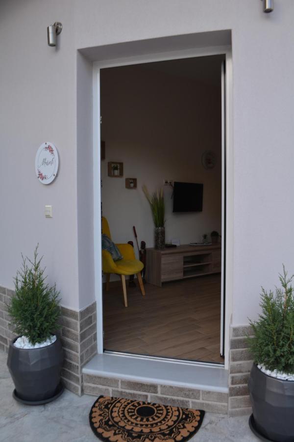 Marieli Apartment Perama  Exteriér fotografie